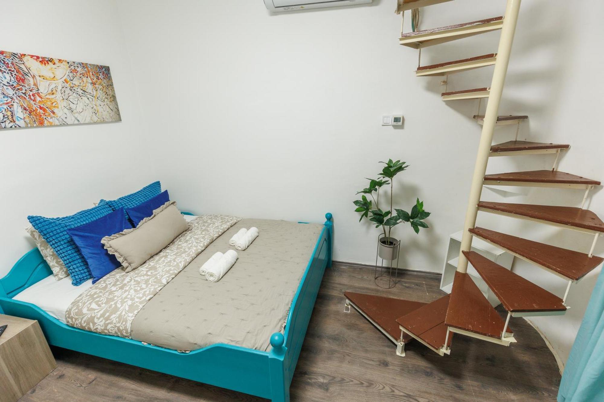 Apartment Turquoise